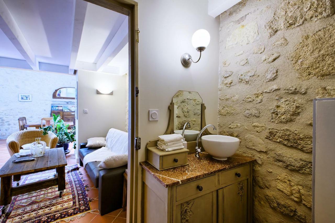 La Grange D'Oustaud Bed and Breakfast Vérac Εξωτερικό φωτογραφία